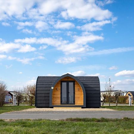 Camping Pods, Carlton Meres Holiday Park Hotel Rendham Exterior photo