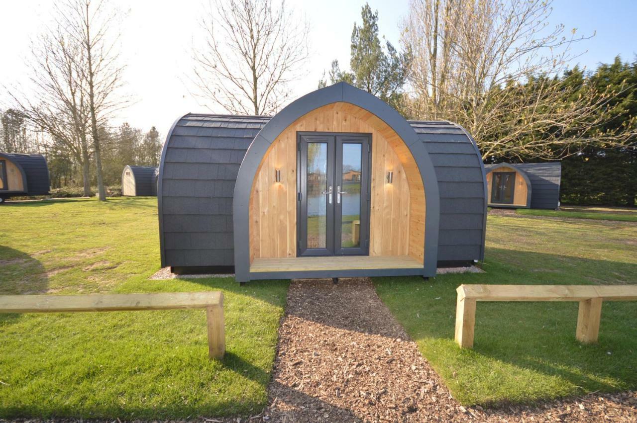 Camping Pods, Carlton Meres Holiday Park Hotel Rendham Exterior photo